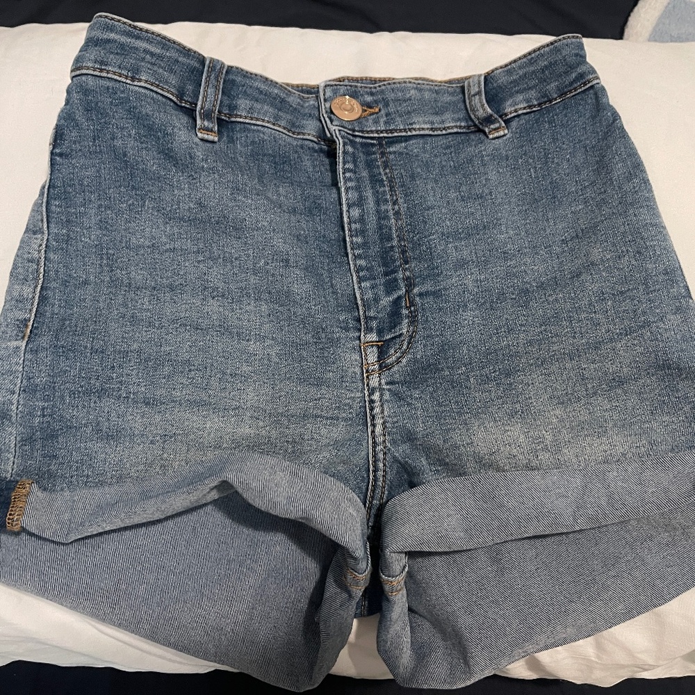 H&M denim shorts